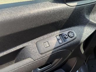 Peugeot e-Partner 136 L2 50 kWh picture 14