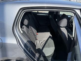 Volkswagen Golf 1.2 TSI Tour picture 12