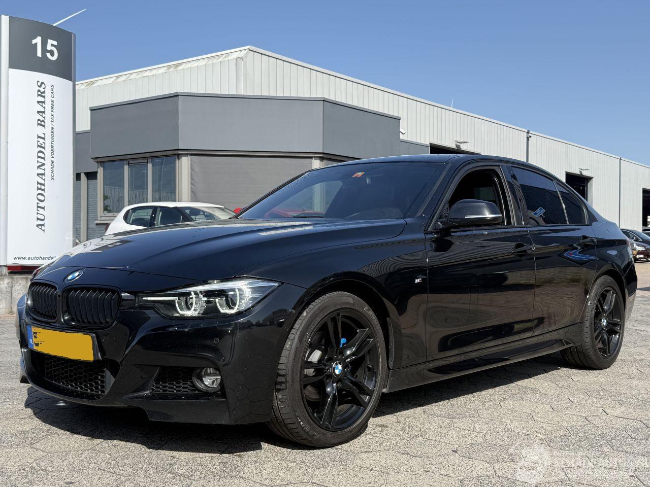 BMW 3-serie 318i Edition M Sport Shadow High Executive