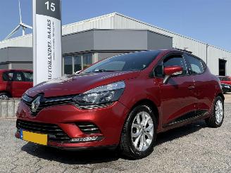 Coche accidentado Renault Clio 0.9 TCe Zen 2016/11