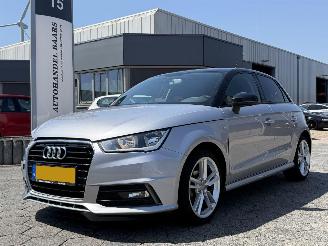 Schadeauto Audi A1 Sportback 1.0 TFSI Adrenalin 2017/2