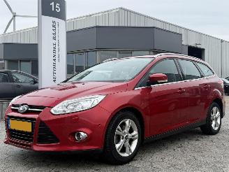 damaged passenger cars Ford Focus 1.6 TDCI ECOnetic Lease Titanium 2012/12
