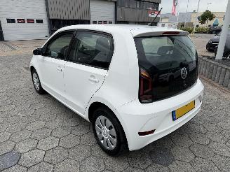 Volkswagen Up! 1.0 BMT move up! picture 6