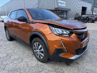 Peugeot e-2008 EV Active Pack 50 kWh picture 3