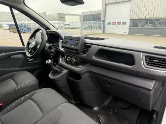 Nissan Primastar 2.0 dCi L2H1 Acenta picture 13