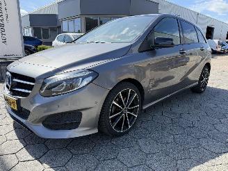 Damaged car Mercedes B-klasse 180 AUTOMAAT Ambition 2018/3