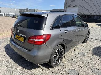 Mercedes B-klasse 180 AUTOMAAT Ambition picture 4