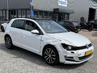 Volkswagen Golf 1.2 TSI Comfortline PANO picture 3