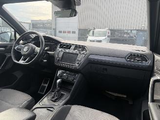 Volkswagen Tiguan 1.4 TSI R-LINE AUTOMAAT PANO ACT Connected Series picture 16