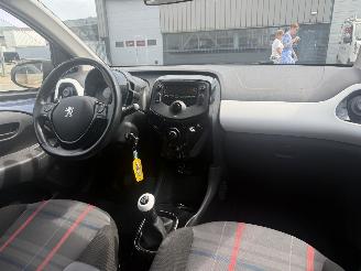 Peugeot 108 1.0 e-VTi Access picture 12