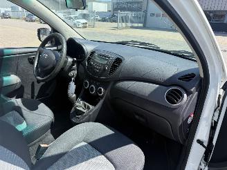 Hyundai I-10 1.1 Pure picture 12