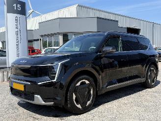 Vaurioauto  passenger cars Kia EV9 Plus Advanced AWD 99.8 kWh 7PERSOONS 2025/5