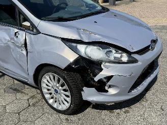 Ford Fiesta 1.4 Ghia AUTOMAAT picture 11
