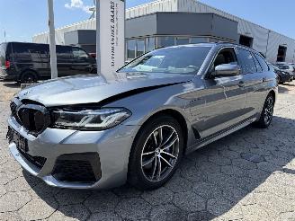 Schadeauto BMW 5-serie Touring 530e Business Edition Plus 2021/7