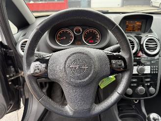Opel Corsa 1.4-16V Cosmo picture 21
