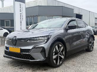 Unfallwagen Renault Mégane E-Tech comfort range techno 60 kWh 2025/3