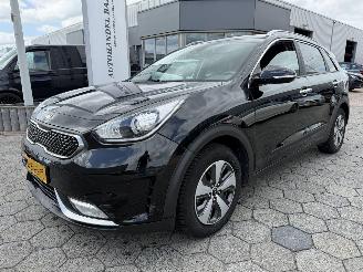 krockskadad bil auto Kia Niro 1.6 GDi PHEV DynamicLine 2017/9