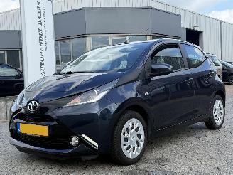 Unfallwagen Toyota Aygo 1.0 VVT-i x-nav 2018/6