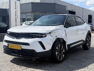 uszkodzony samochody osobowe Opel Mokka-E Electric Long Range Ultimate 54 kWh 2024/8