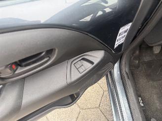 Peugeot 108 1.0 e-VTi Active picture 17