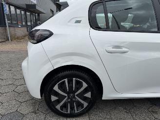 Peugeot e-208 EV Active 50 kWh picture 5