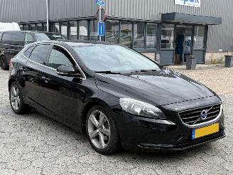 Volvo V-40 1.6 T3 Momentum picture 3