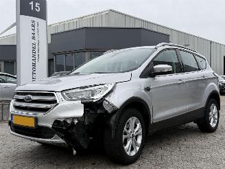Schadeauto Ford Kuga 1.5 EcoBoost Titanium 2018/9