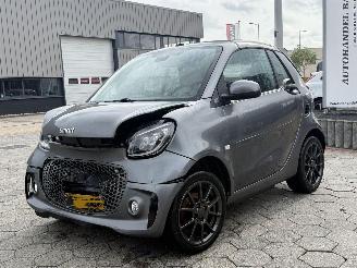 Schadeauto Smart Fortwo cabrio EQ BRABUS Comfort PLUS 18 kWh 2021/5