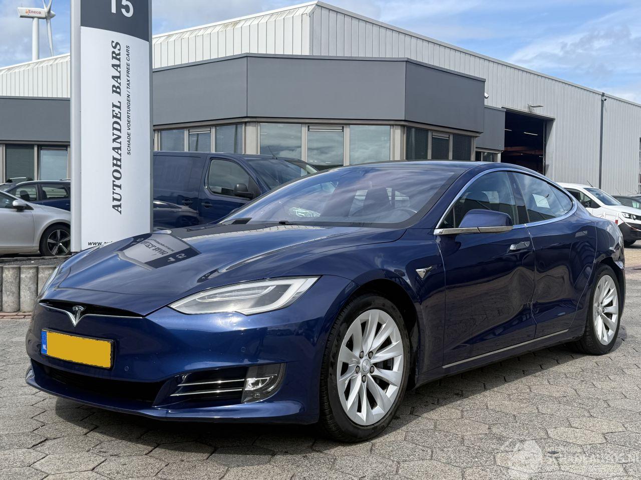 Tesla Model S 75D Base
