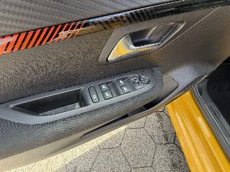 Peugeot 208 1.2 PureTech Active Pack picture 11