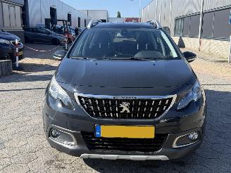 Peugeot 2008 1.2 PureTech Allure picture 2