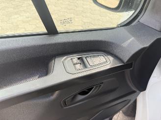 Renault Trafic 2.0 dCi 130 T30 L2H1 Work Edition picture 17