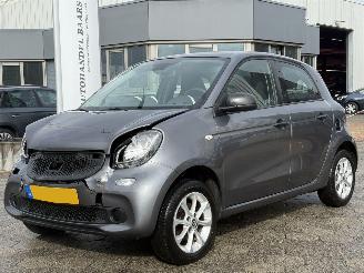 Schadeauto Smart Forfour 1.0 Pure 2018/5