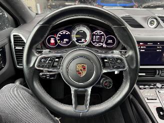 Porsche Cayenne Coupé 3.0 E-Hybrid picture 18