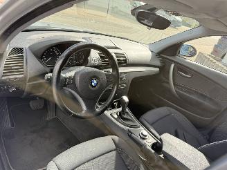 BMW 1-serie 118i Automaat Business Line picture 17
