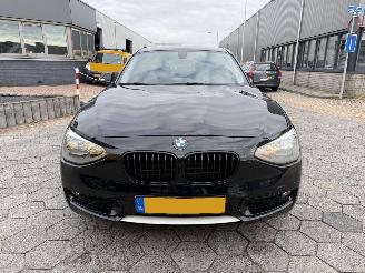 BMW 1-serie 116i picture 2