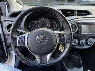 Toyota Yaris 1.0 VVT-i Aspiration picture 17