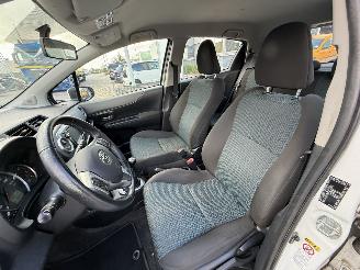 Toyota Yaris 1.0 VVT-i Aspiration picture 15
