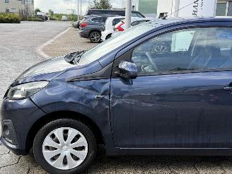 Peugeot 108 1.0 e-VTi Active picture 7