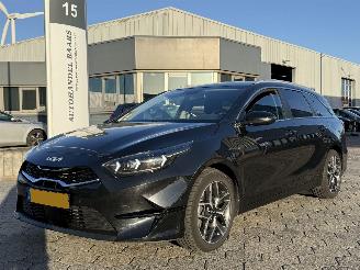 Auto incidentate Kia Ceed Sportswagon 1.5 T-GDi AUTOMAAT MHEV DynamicLine 2023/3