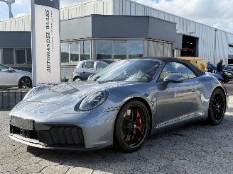 Voiture accidenté Porsche 911 Carrera 4 GTS Cabrio 2025/8