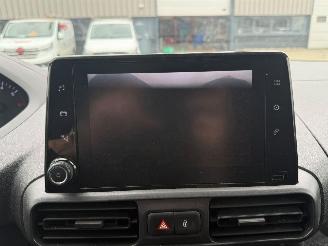 Peugeot Partner 1.5 AUTOMAAT BlueHDi 130 EAT8 S&S L1 picture 19