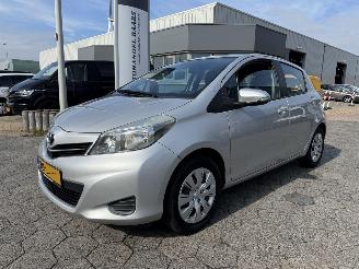 Schadeauto Toyota Yaris 1.0 VVT-i Aspiration 2013/1