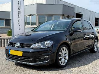 Unfallwagen Volkswagen Golf 1.2 TSI Business Edition 2014/12