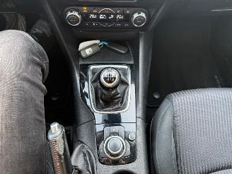Mazda 3 2.0 SkyActiv-G 120 SkyLease picture 17