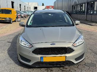 Ford Focus Wagon 1.0 Trend Edition picture 2