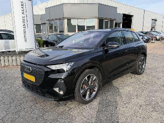 damaged passenger cars Audi Q4 e-tron 40 Advanced edition 77 kWh 2023/3