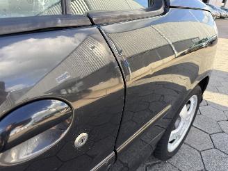 Peugeot 206 CC 1.6-16V picture 18