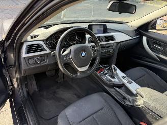 BMW 3-serie 320i High Executive picture 15