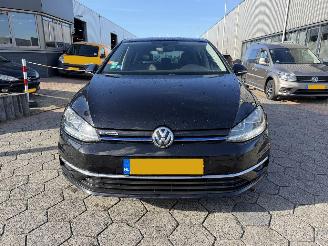 Volkswagen Golf 1.5 TSI Highline picture 2
